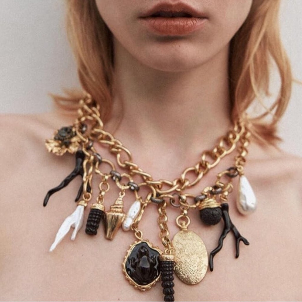Coastal Luxe Charm Necklace Set Gold-Tone Statement With Pearl Enamel 45$